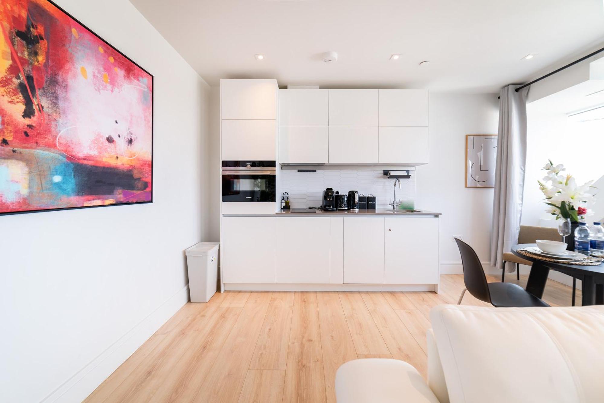 런던 Stylish Retreats On Olympic Way 아파트 외부 사진
