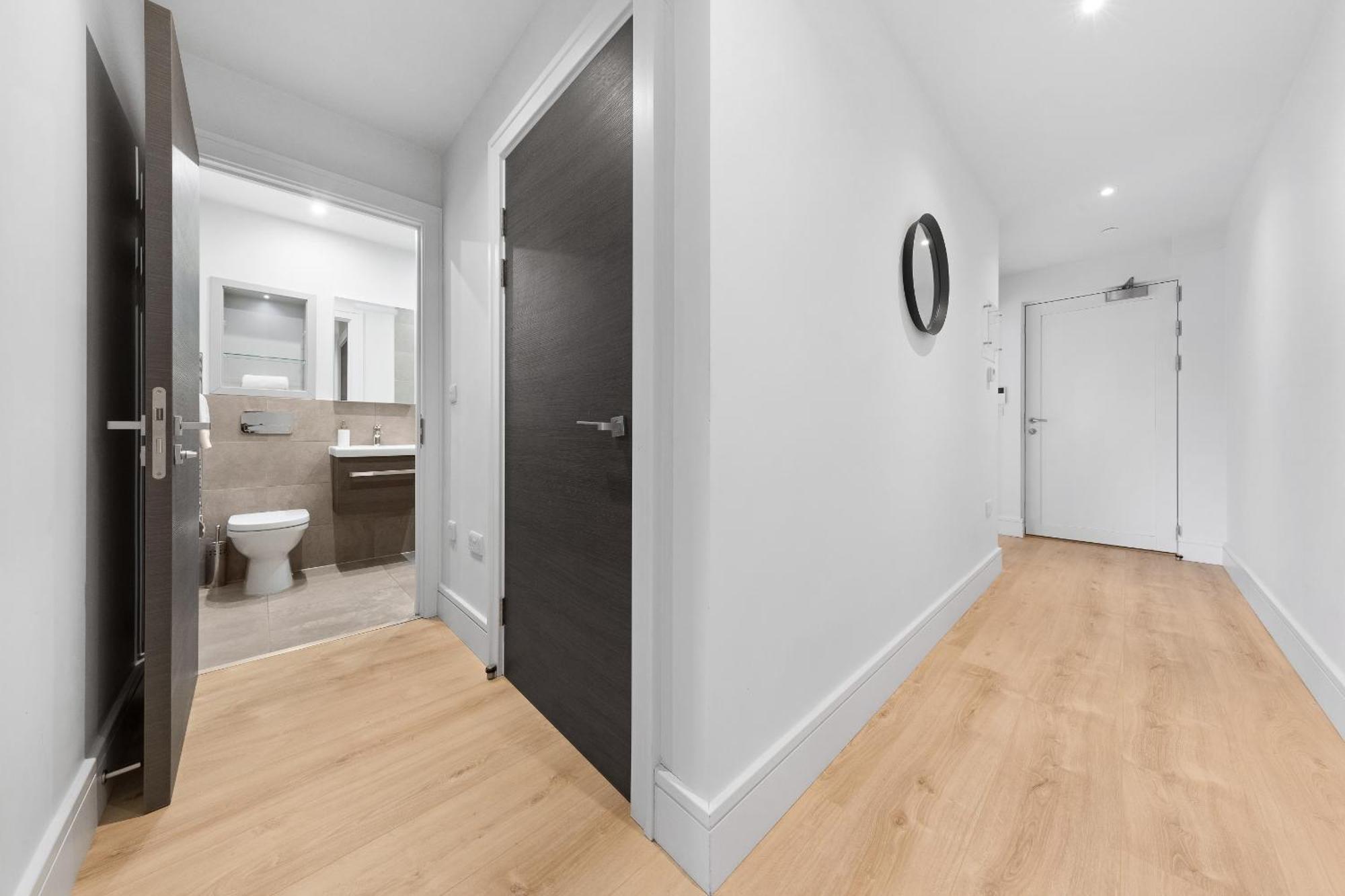 런던 Stylish Retreats On Olympic Way 아파트 외부 사진