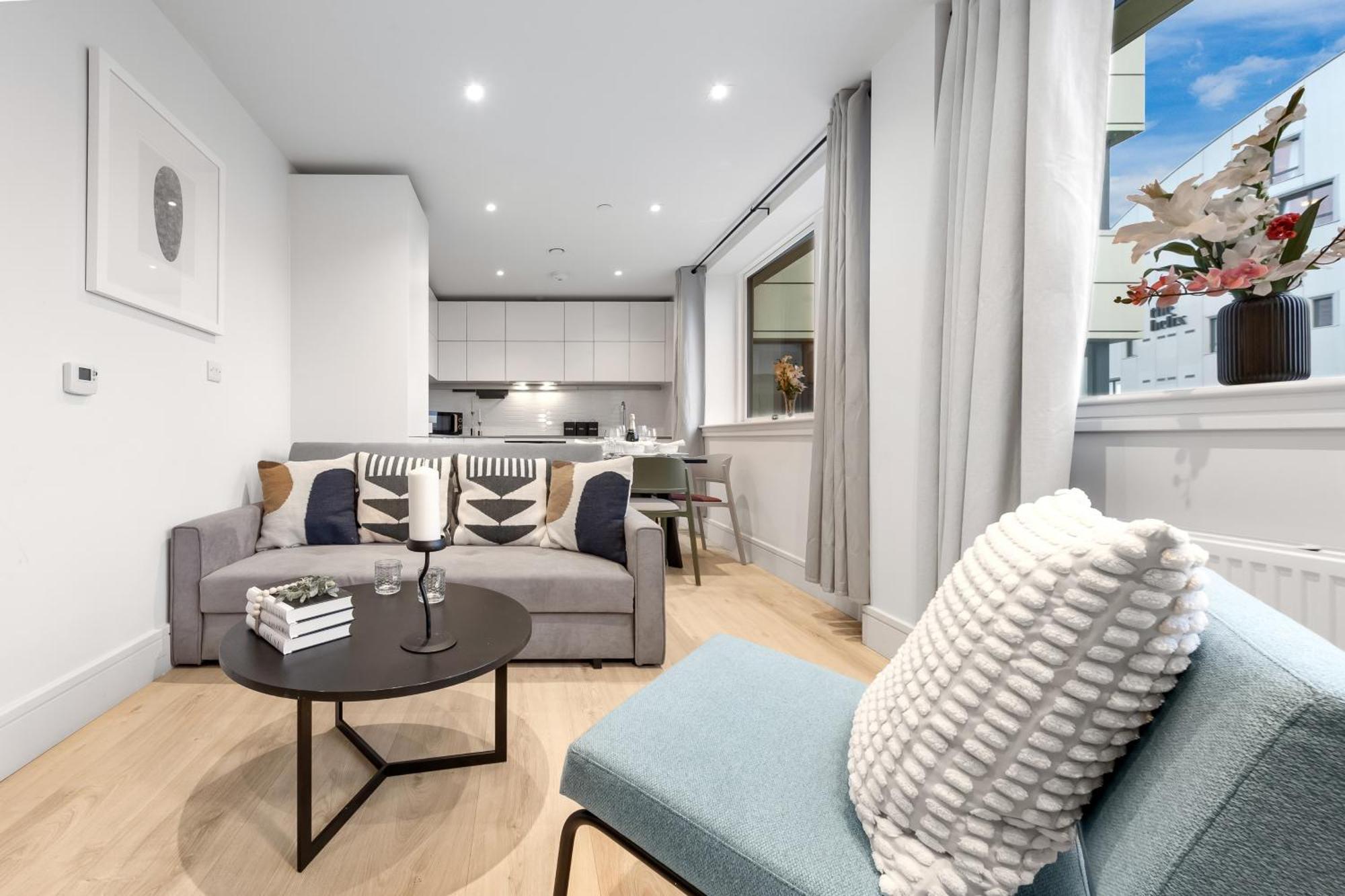 런던 Stylish Retreats On Olympic Way 아파트 외부 사진